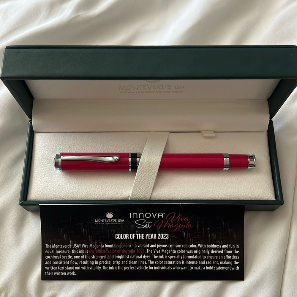 Monteverde Innova Viva Magenta